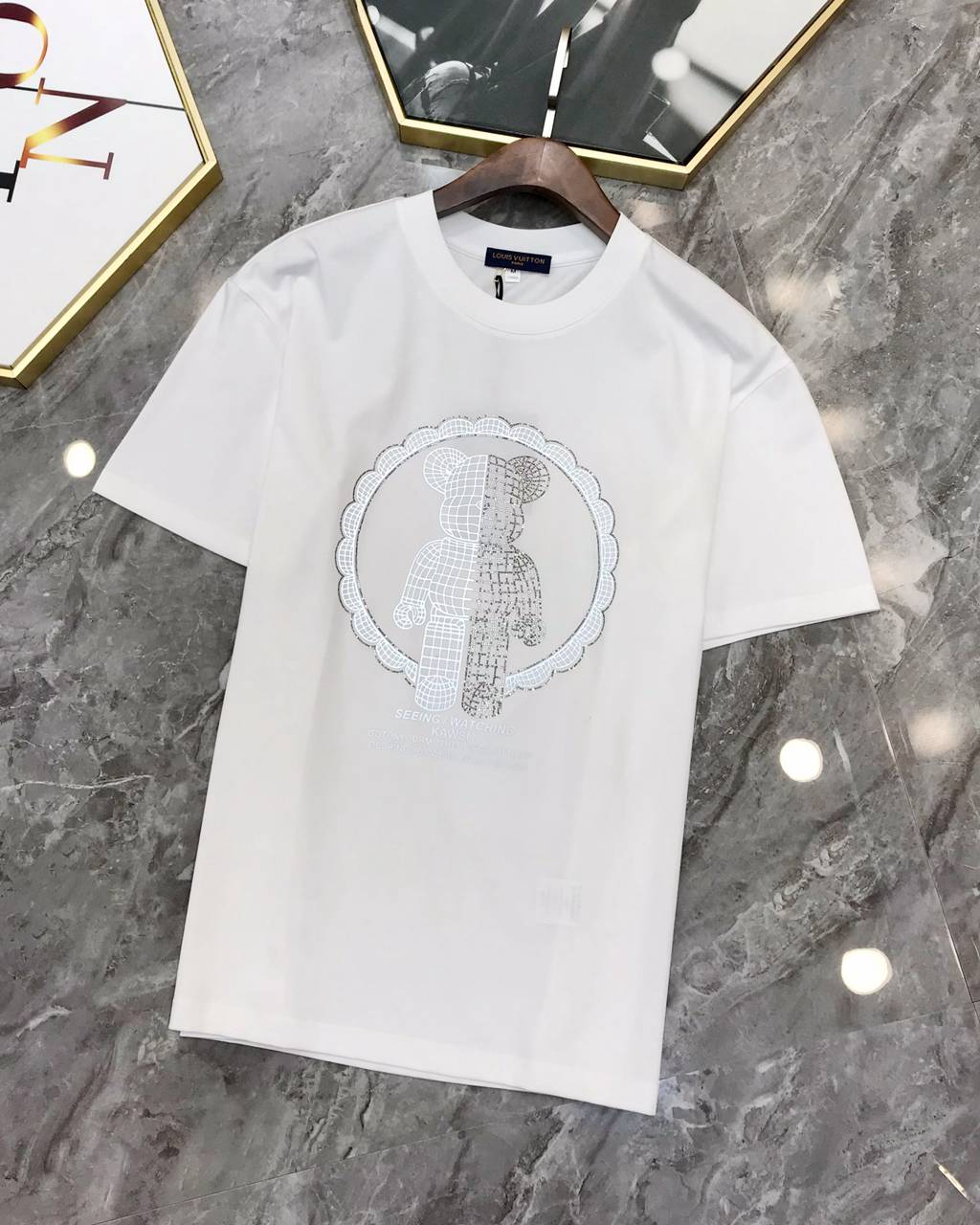 LV T-shirt
